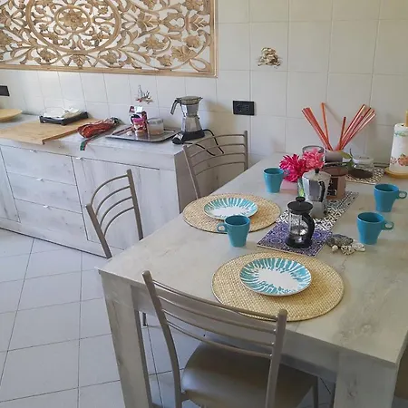 Apartment Mary Bridge In Near Beaches *