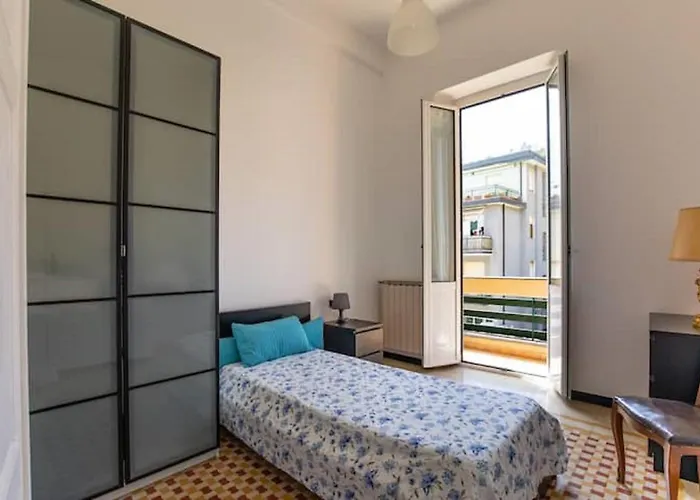 Apartment Mary Bridge In Near Beaches *
